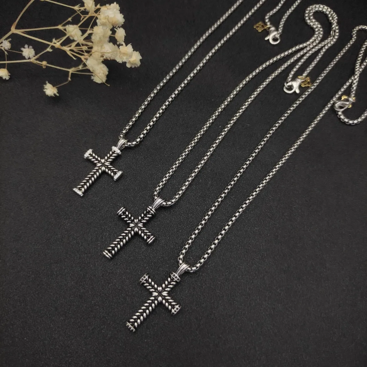 David Yurman Cable Cross Silver Twisted Texture Silhouette Necklace 6