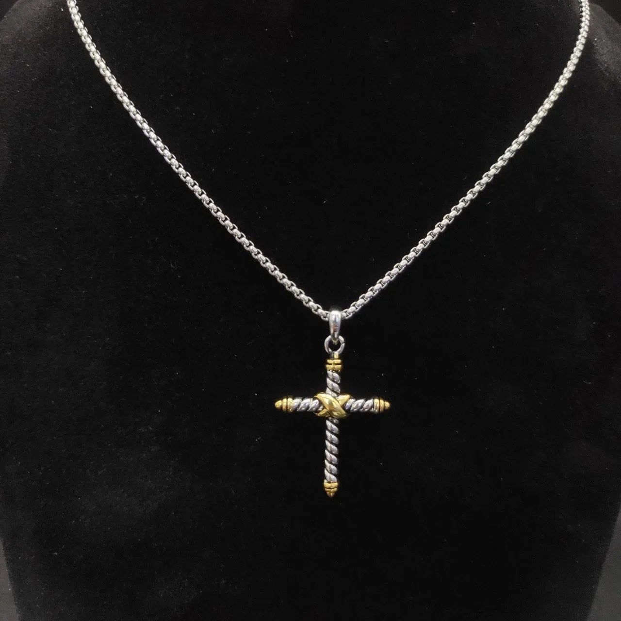 David Yurman Signature Bold Series Twisted Rope Cross Necklace 2
