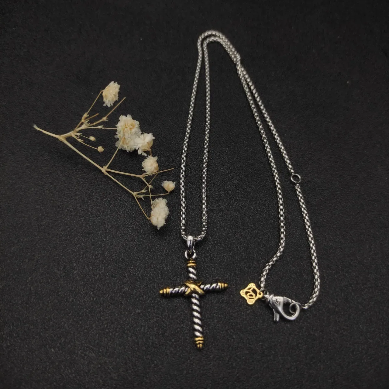 David Yurman Signature Bold Series Twisted Rope Cross Necklace 3