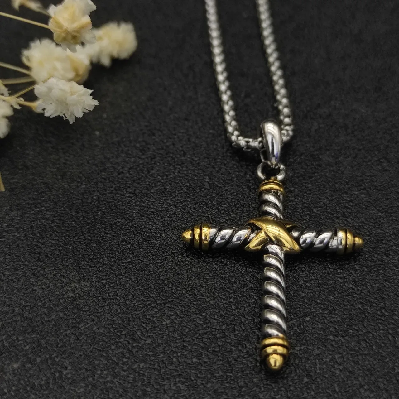 David Yurman Signature Bold Series Twisted Rope Cross Necklace 7
