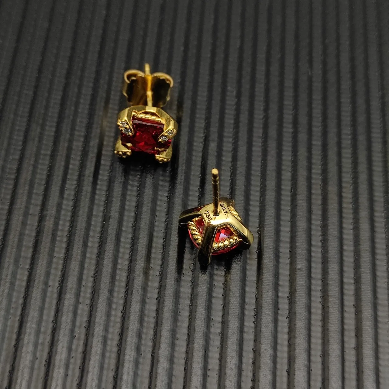 David Yurman Square Red Gemstone Gold Stud Earrings 7