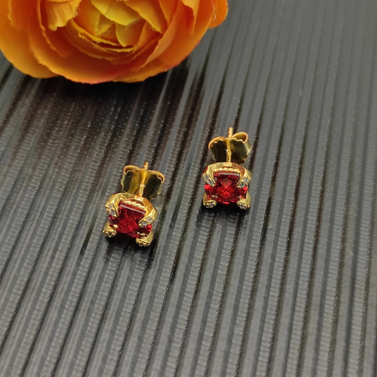 David Yurman Square Red Gemstone Gold Stud Earrings 8
