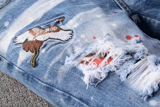 Distressed Paint-Splattered Patchwork Slim-Fit Blue Jeans 10