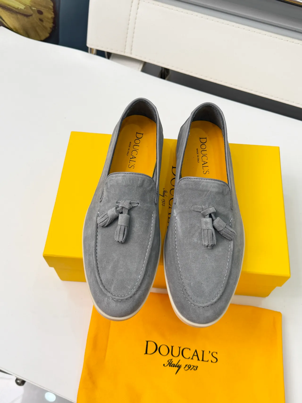 DOUCAL'S Gray Beige Suede Upper Tassel Detail Loafer 5