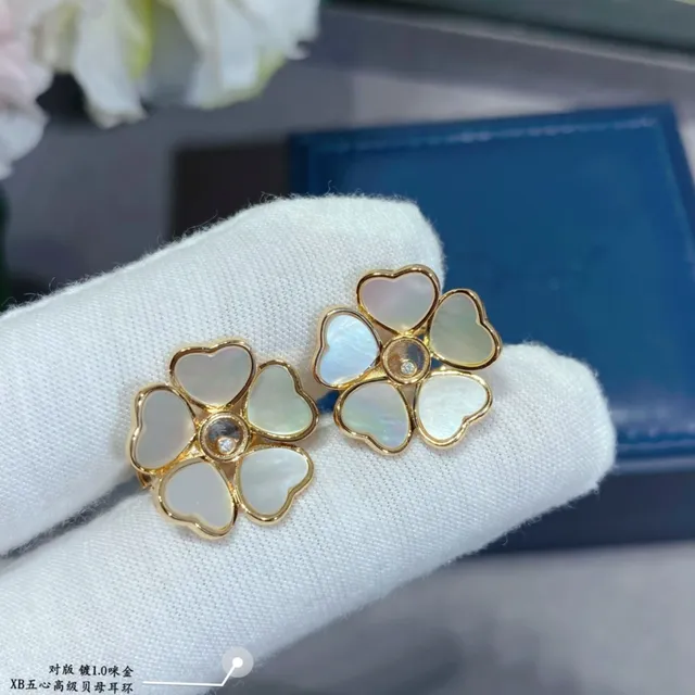 Five-Heart Floral Mother-of-Pearl Stud Earrings 3