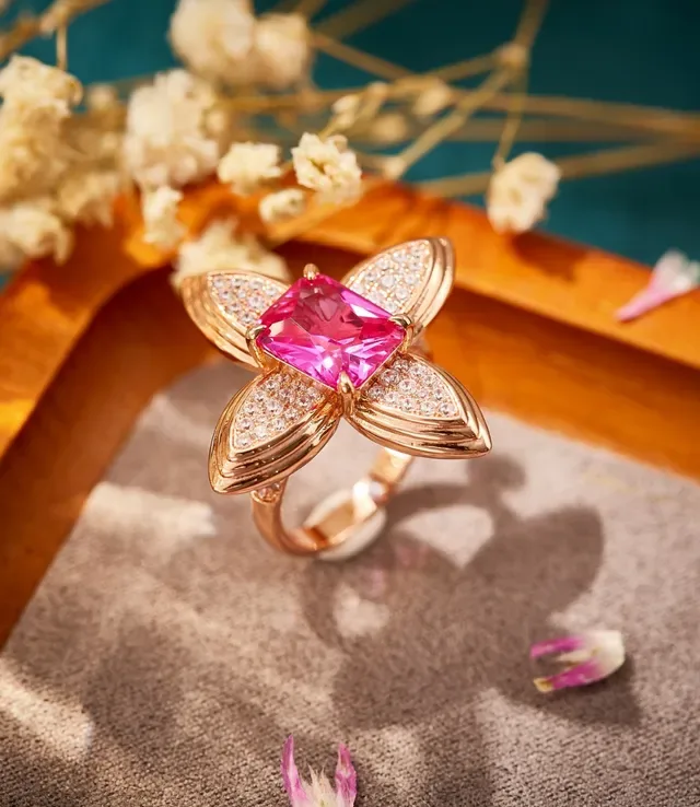 Floral Motif Pink Gemstone Pavé Diamond Ring 3