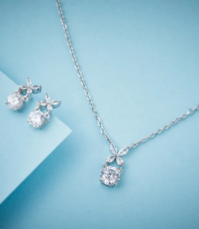 Floral Motif Round Crystal Drop Earrings 6