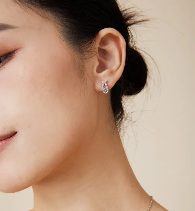 Floral Motif Round Crystal Drop Earrings 8