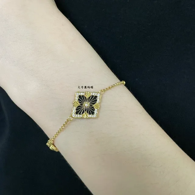 Gold Black Chain Floral Medallion Links Bracelet 8