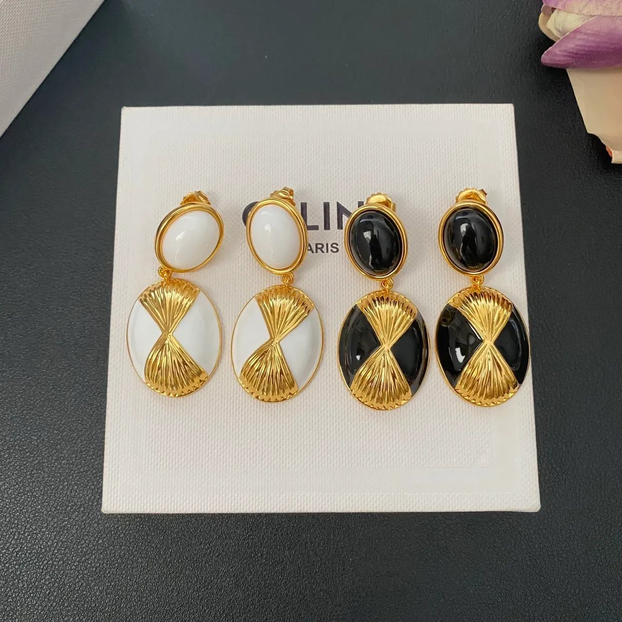 Gold Black Double-Oval Drop Fan Motif Earrings 8