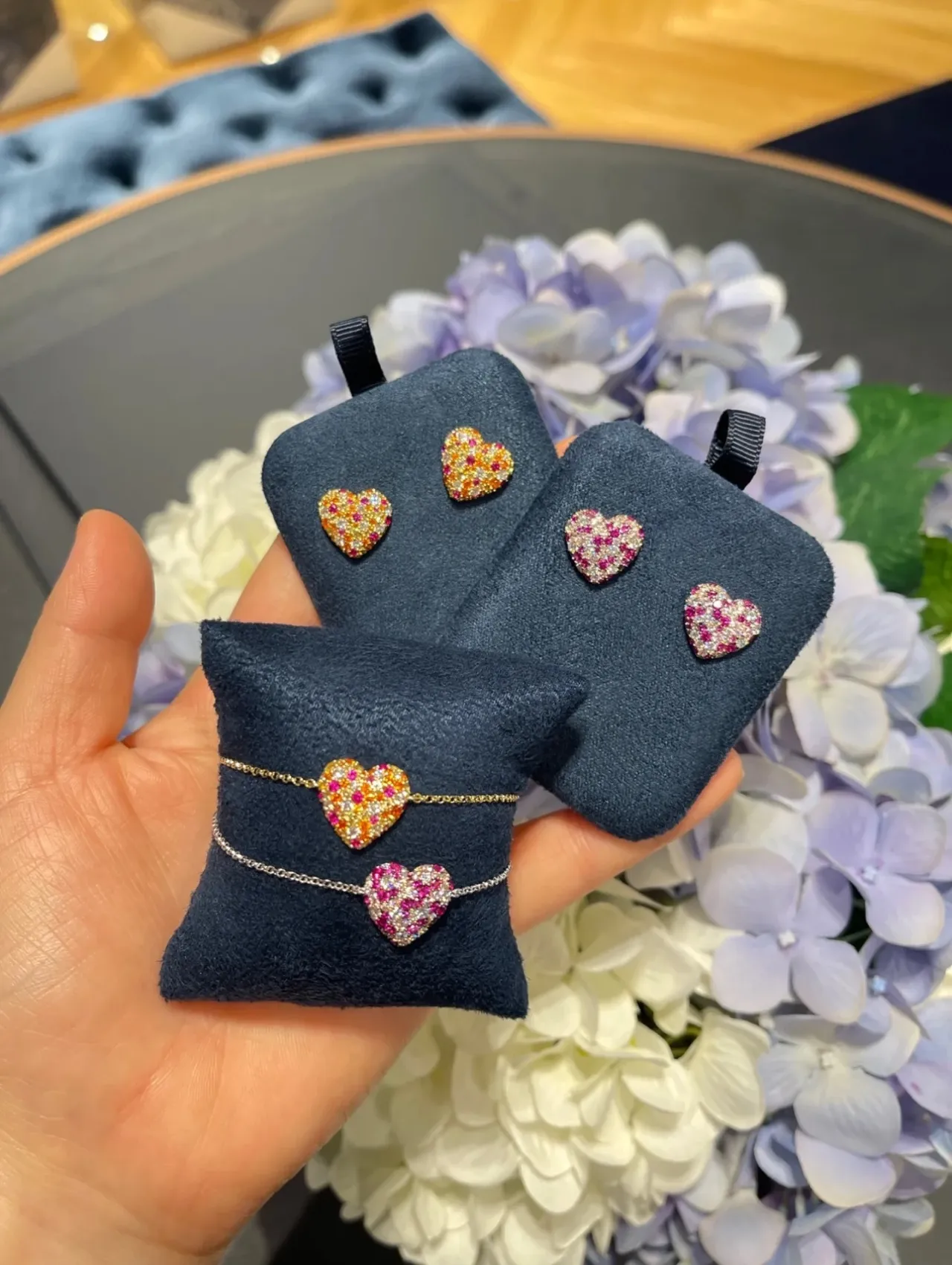 Gold Chain Heart Multistone Pavé Bracelet 7