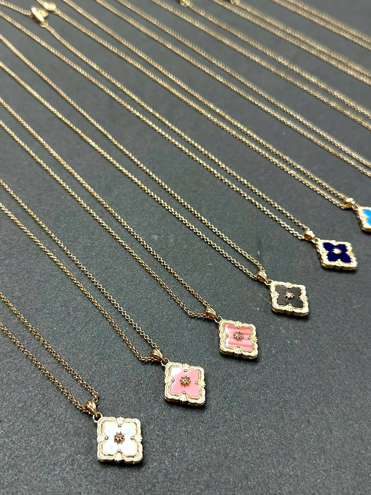 Gold Multicolor Clover-Shaped Enamel Pendants Fine Link Chains Necklace 8