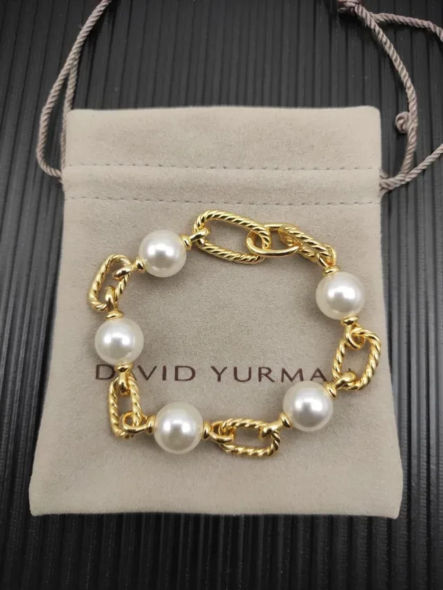 Gold Rope-Link and White Pearl Bracelet 9