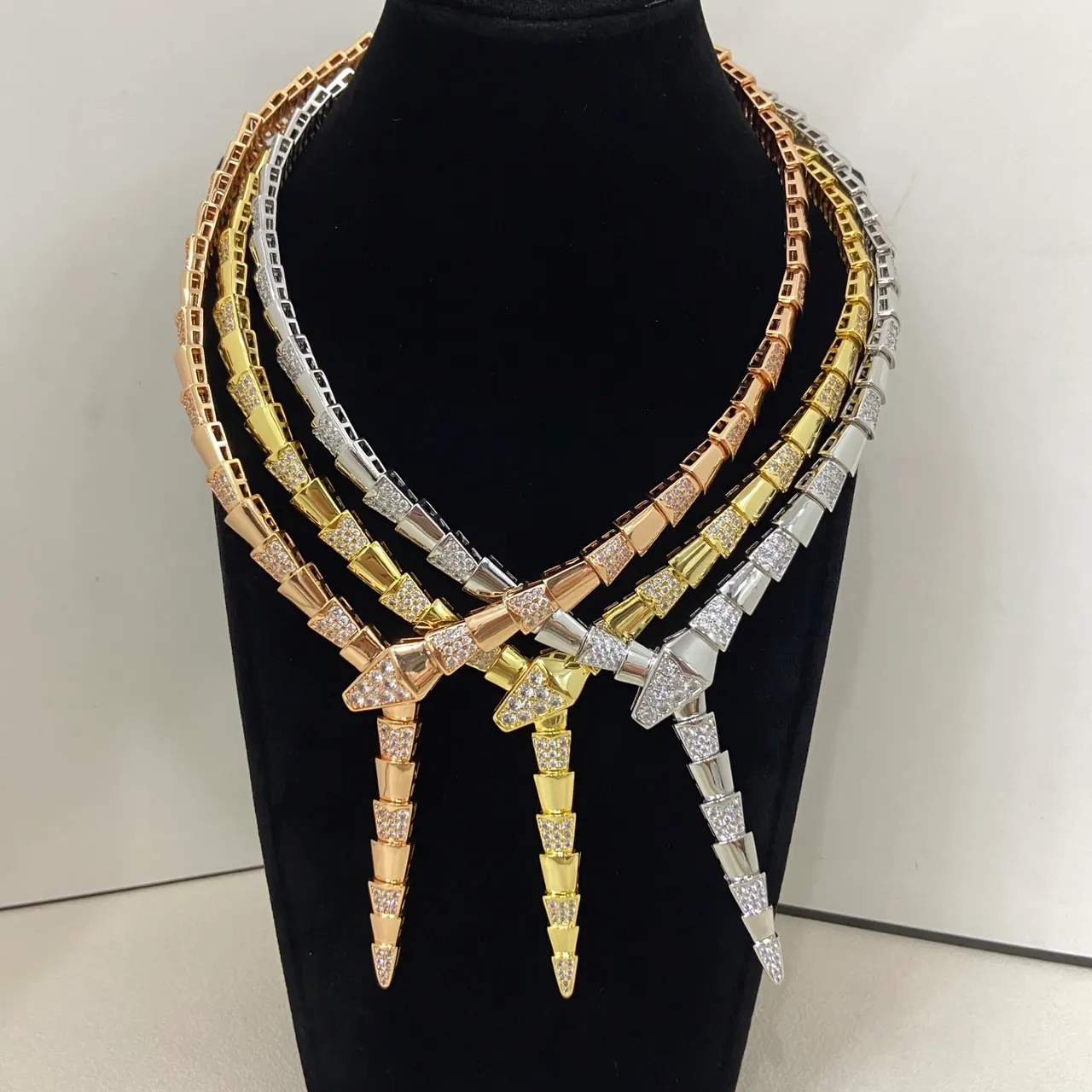 Gold Silver Articulated Segmented Chain Pavé-Set Stones Necklace 2