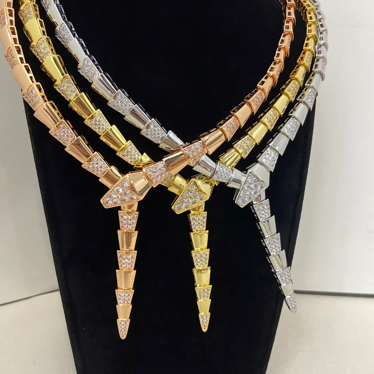 Gold Silver Articulated Segmented Chain Pavé-Set Stones Necklace 9