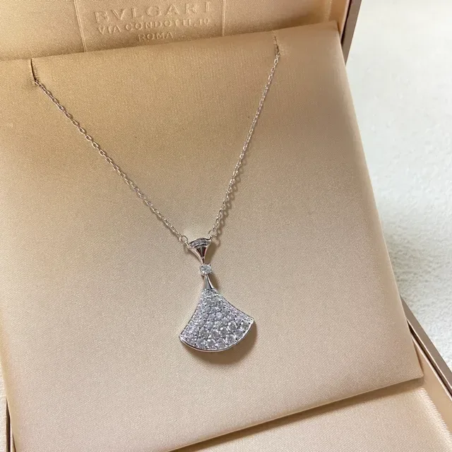 Gold Silver Fan-Shaped Pavé-Set Necklace 5