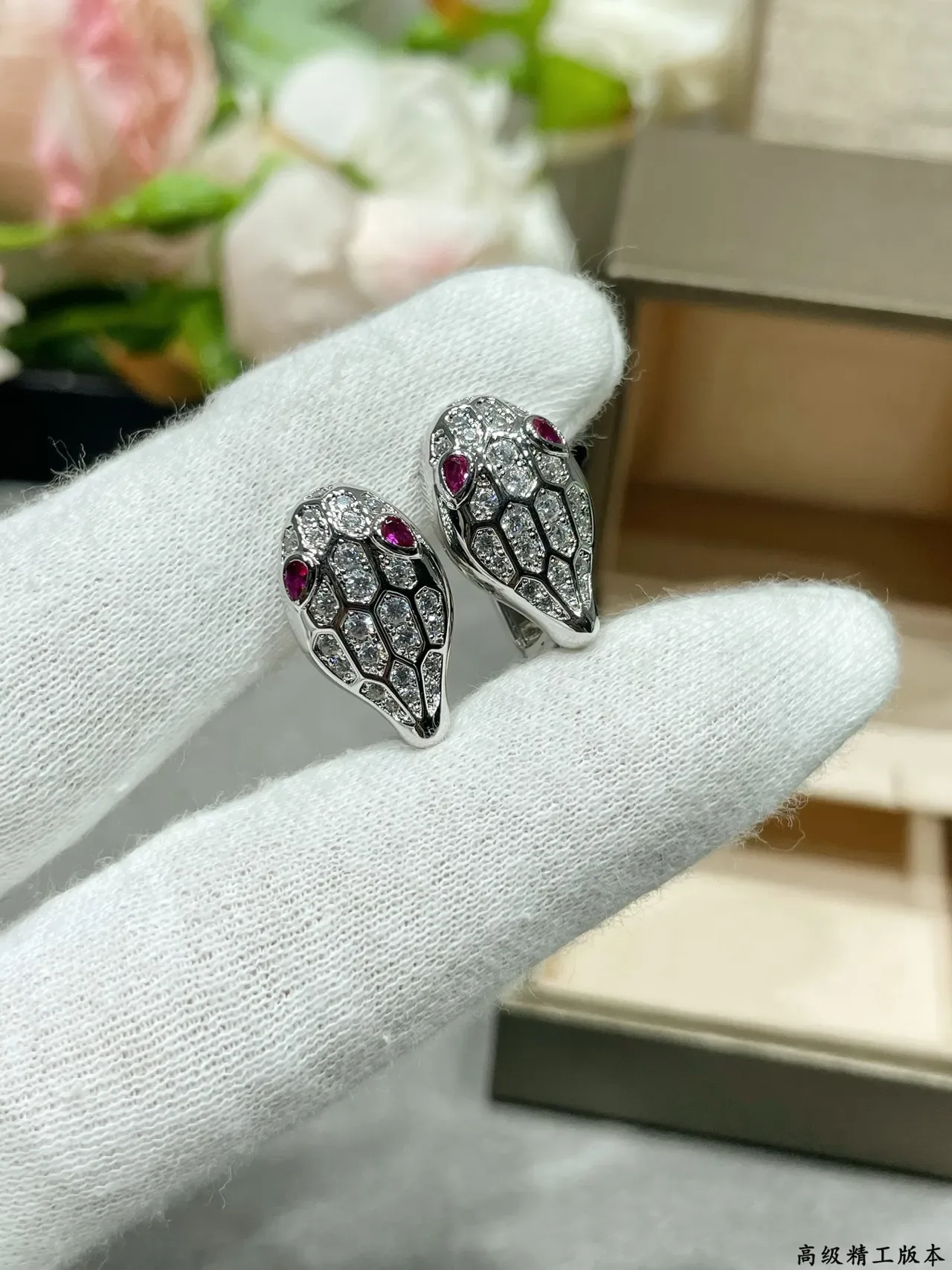 Gold Silver Snake-Head Motif Pavé-Set Clear Stones Ring 3