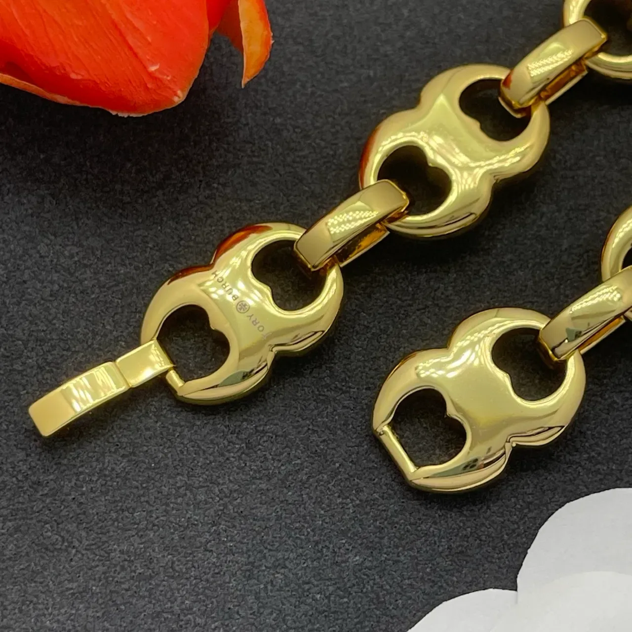Gold-Tone Heart Cutout Chunky Link Bracelet 3