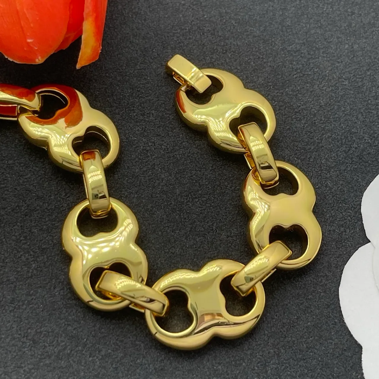 Gold-Tone Heart Cutout Chunky Link Bracelet 5