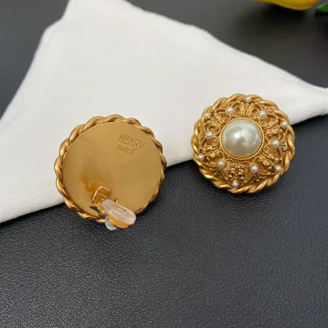 Gold-Tone Ornate Pearl-Embellished Circular Stud Earrings 4