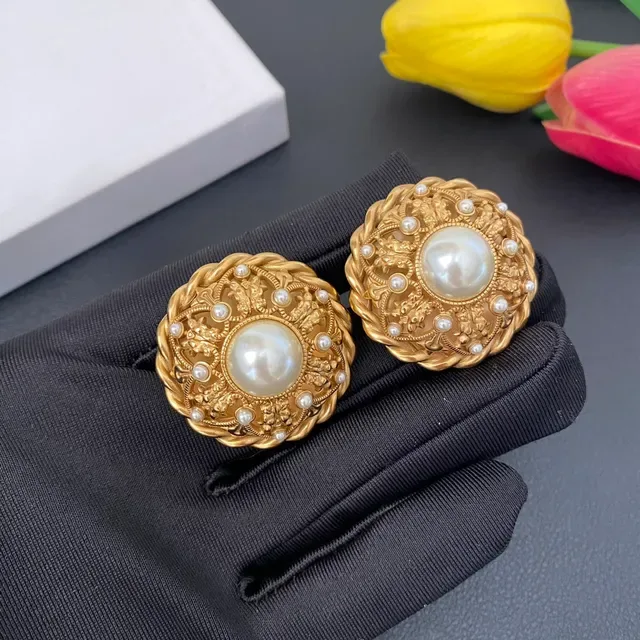 Gold-Tone Ornate Pearl-Embellished Circular Stud Earrings 6