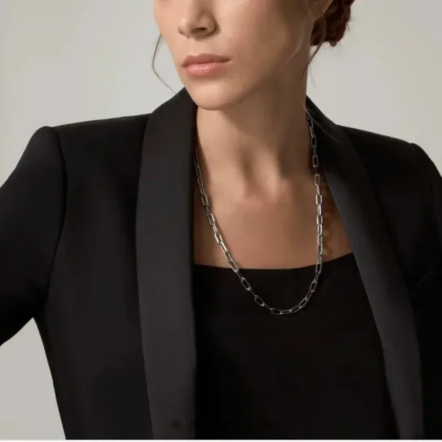 Gold-Tone Rectangular Link Chain Necklace 8