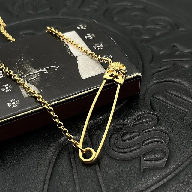 Gold-Tone Safety-Pin Floral Pendant Necklace 4