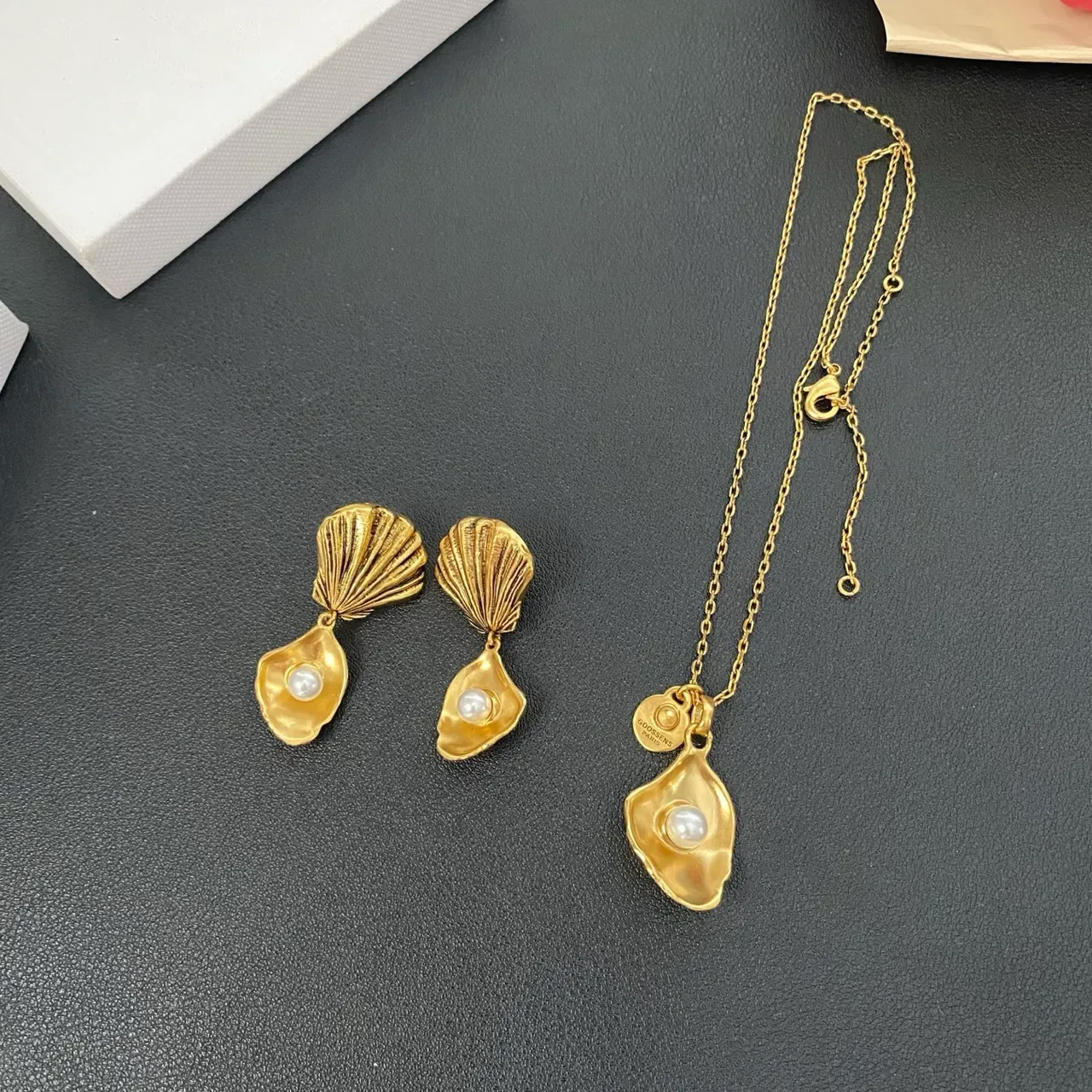 Gold-Tone Shell and Pearl Dangling Earrings 5