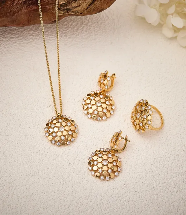 Gold White Hexagonal Honeycomb Motif Pavé-Set Clear Stones Ring 4