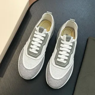 Zapatillas Lifestyle Gris y Blanco de Malla