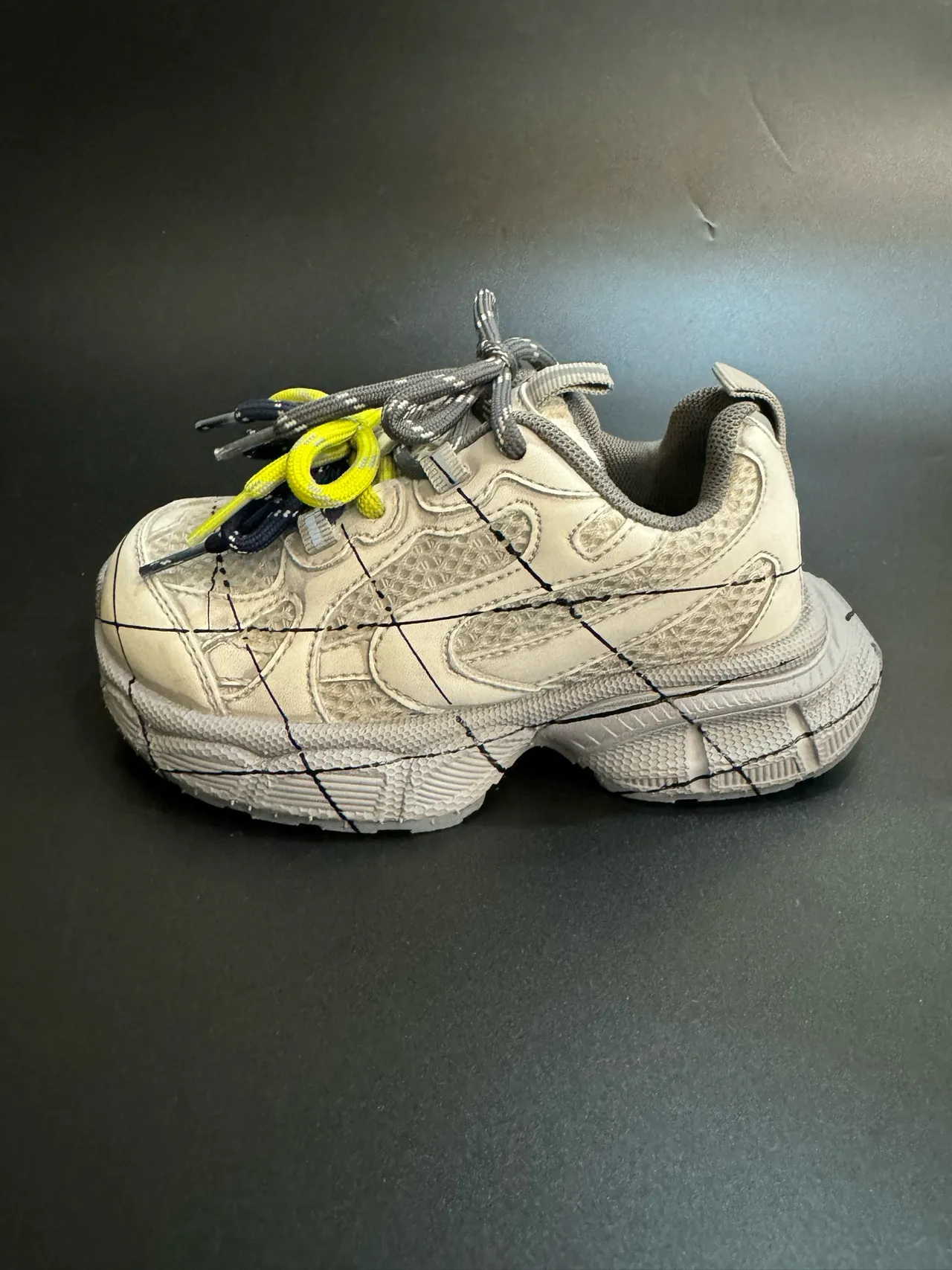 Gray Black Oversized Sole Grid-Stitched Overlay Chunky Sneakers 3