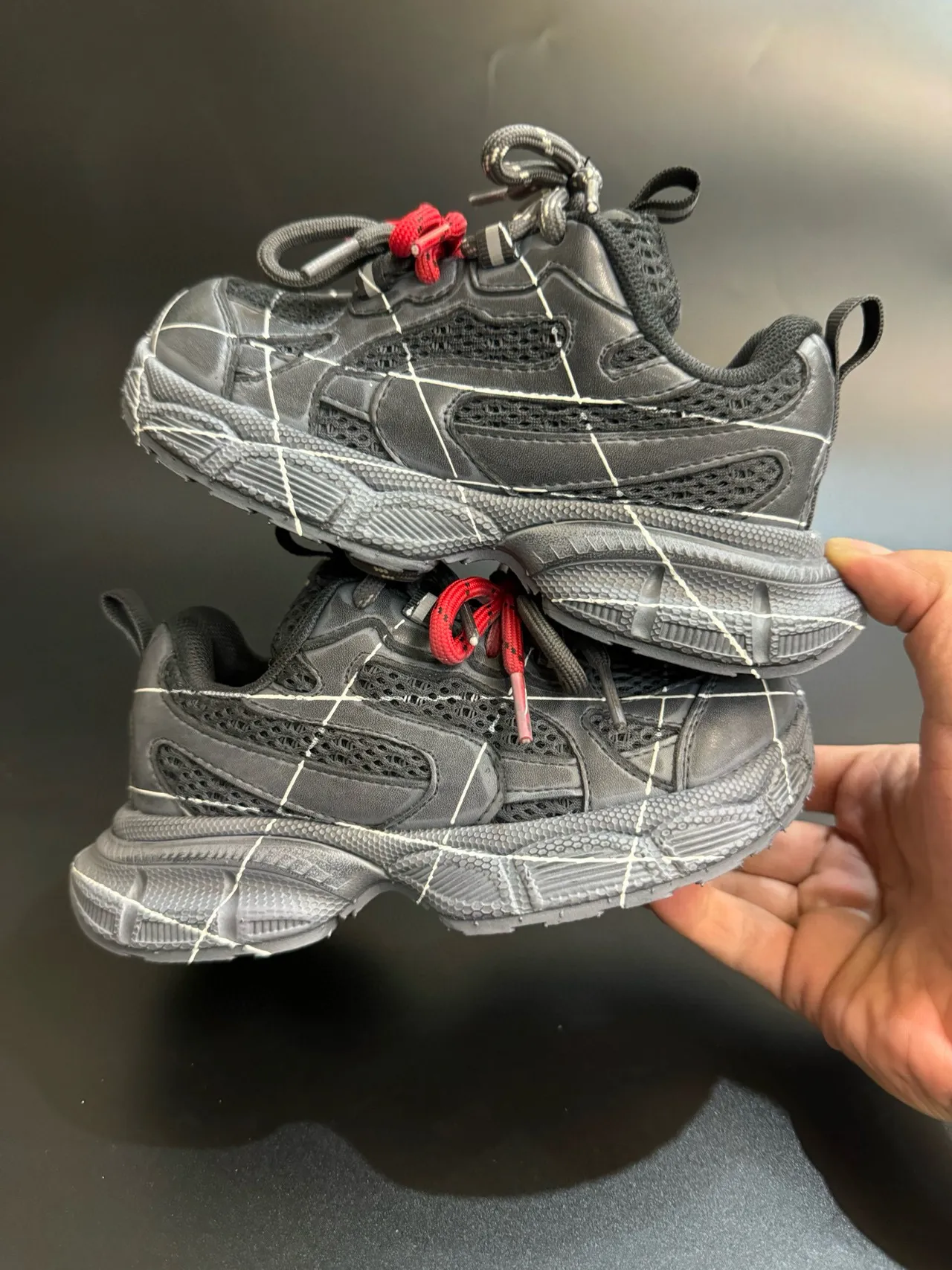 Gray Black Oversized Sole Grid-Stitched Overlay Chunky Sneakers 20