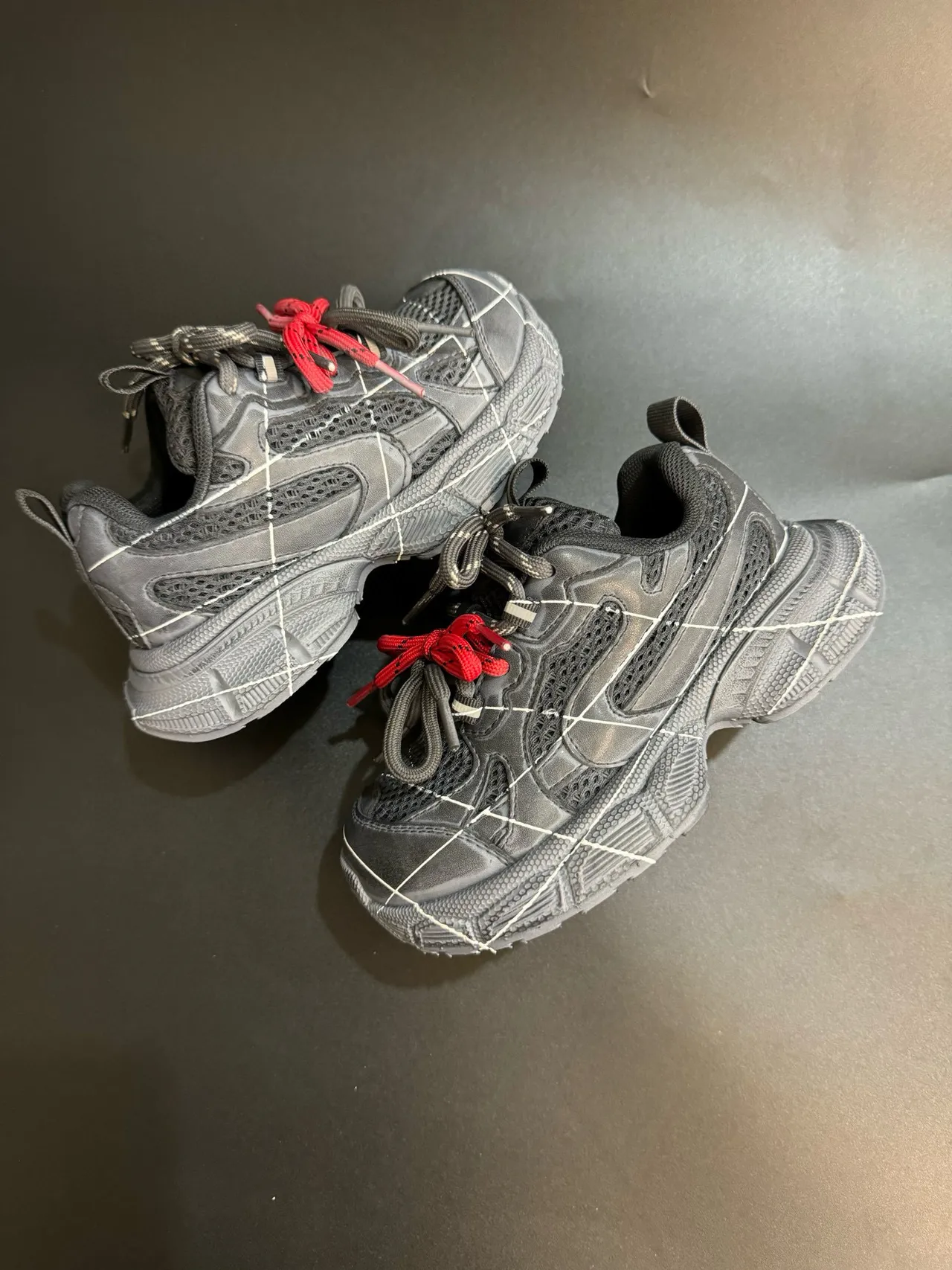 Gray Black Oversized Sole Grid-Stitched Overlay Chunky Sneakers 21