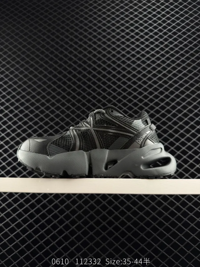 Gray Black Sculpted Sole Mesh Upper Chunky Sneakers 4