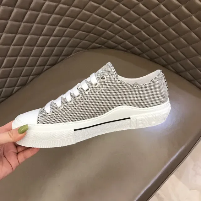 Gray White Low-Top Textured Canvas Upper Sneakers 3
