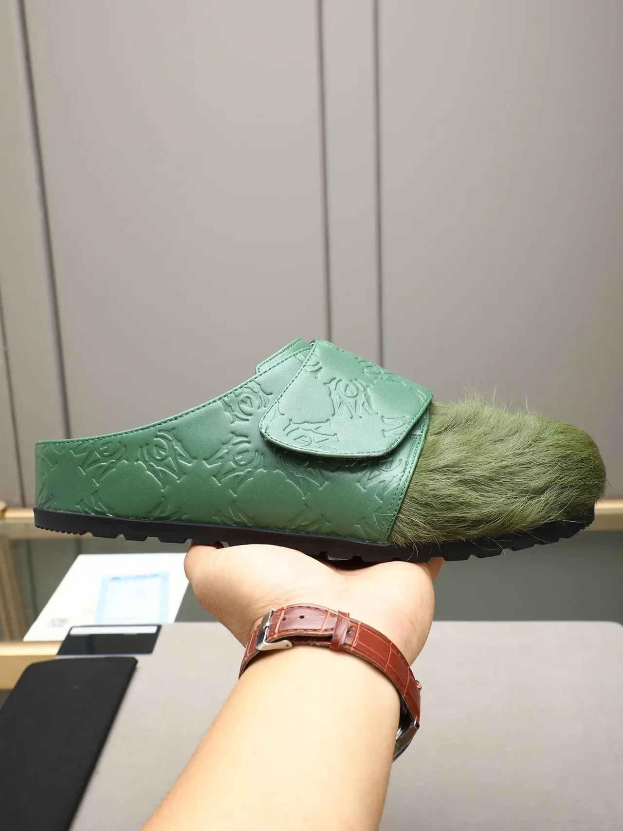 Green Brown Embossed Strap Fur Vamp Casual Shoes 9