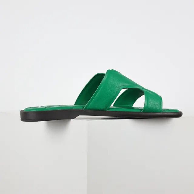 Green Dual-Strap Molded Rubber Slippers 7