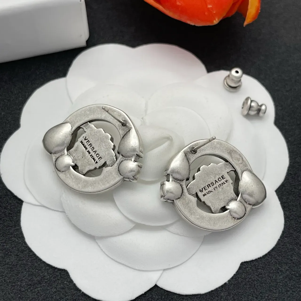 Green Silver Medusa Head Motif Greek Key Border Earrings 3