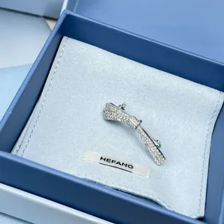 HEFANG Bow-Shaped Pavé-Crystal Silver-Tone Brooch