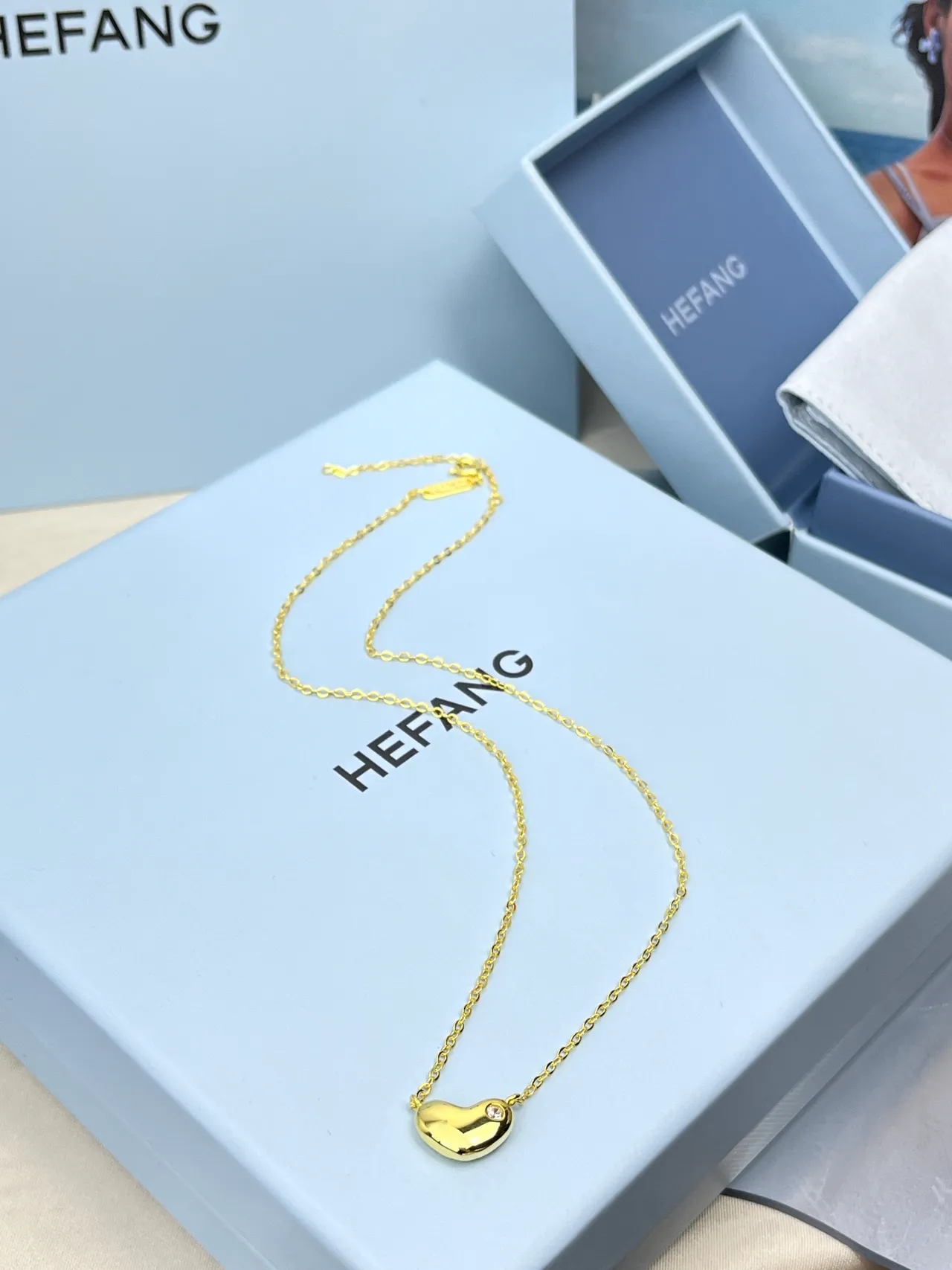 HEFANG Gold Silver Heart-Shaped Pendant Single Bezel-Set Gemstone Necklace 6