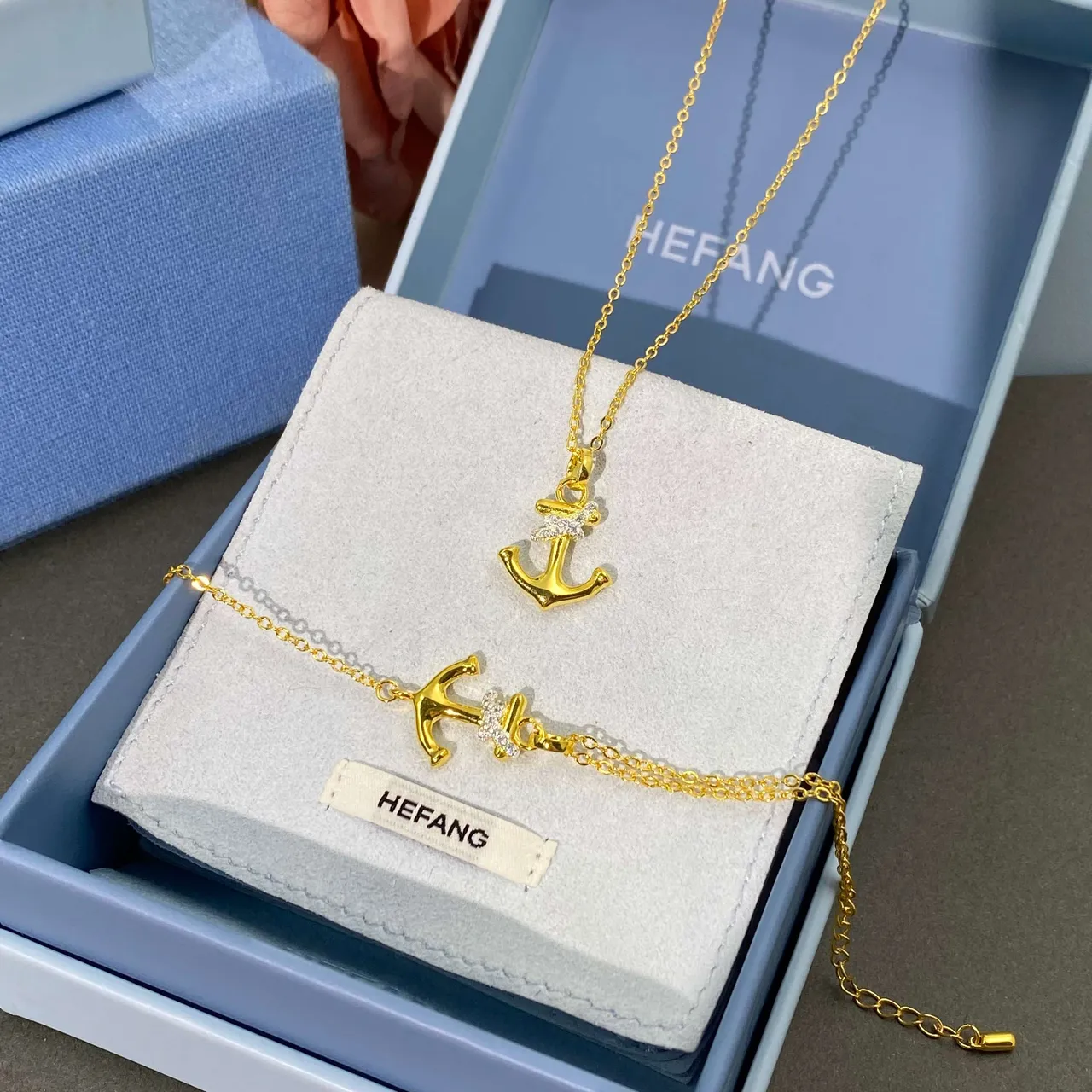 HEFANG Gold White Anchor Pendant Pavé-Set Stone Detail Necklace 3
