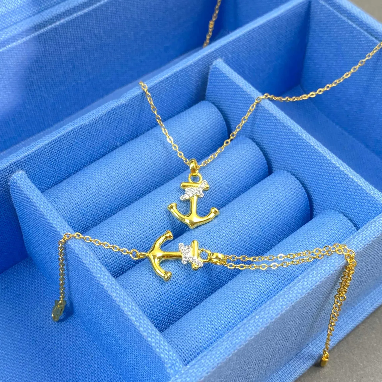 HEFANG Gold White Anchor Pendant Pavé-Set Stone Detail Necklace 7
