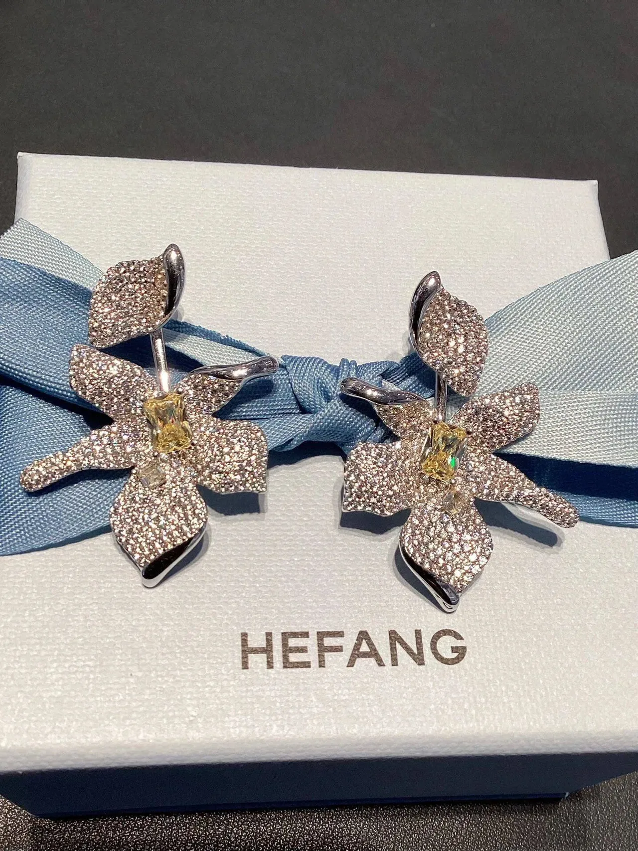 HEFANG Silver Yellow Floral Motif Textured Metallic Finish Earrings 7