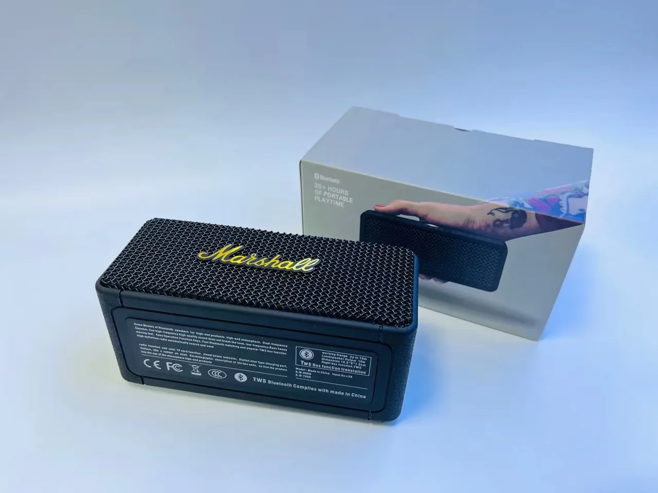 سماعة Marshall بيج ذهبي شكل مستطيل مضغوطة بنمط الماس شبكة معدنية 14