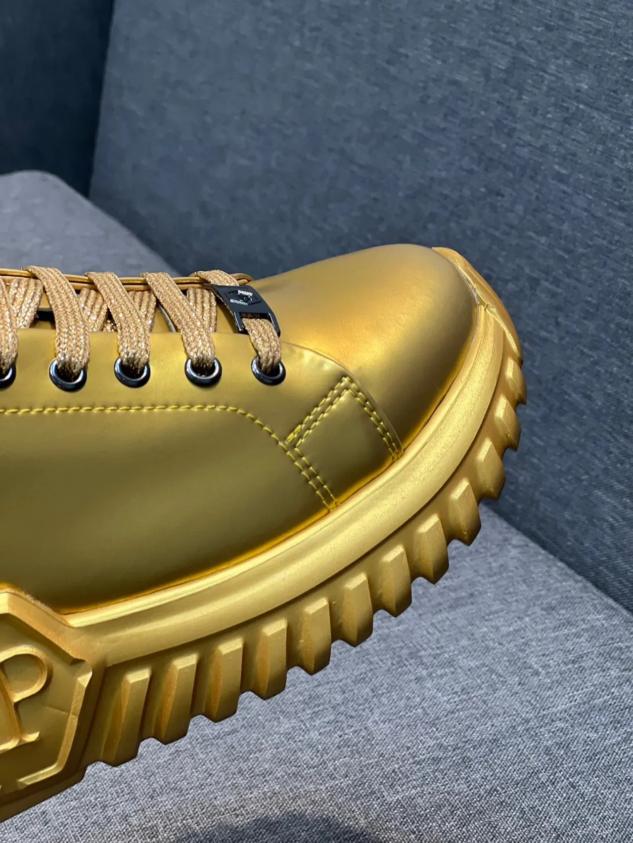 Metallic Gold Low-Top Platform Sneaker 3
