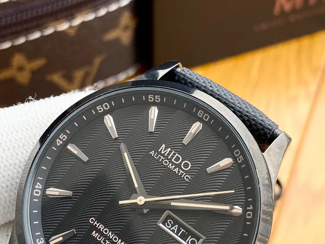 MIDO Multifort Chronometer Black Dial Mechanical Watch 6