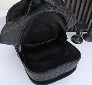 Montblanc Black Diamond-Weave Structured Casual Backpack 2