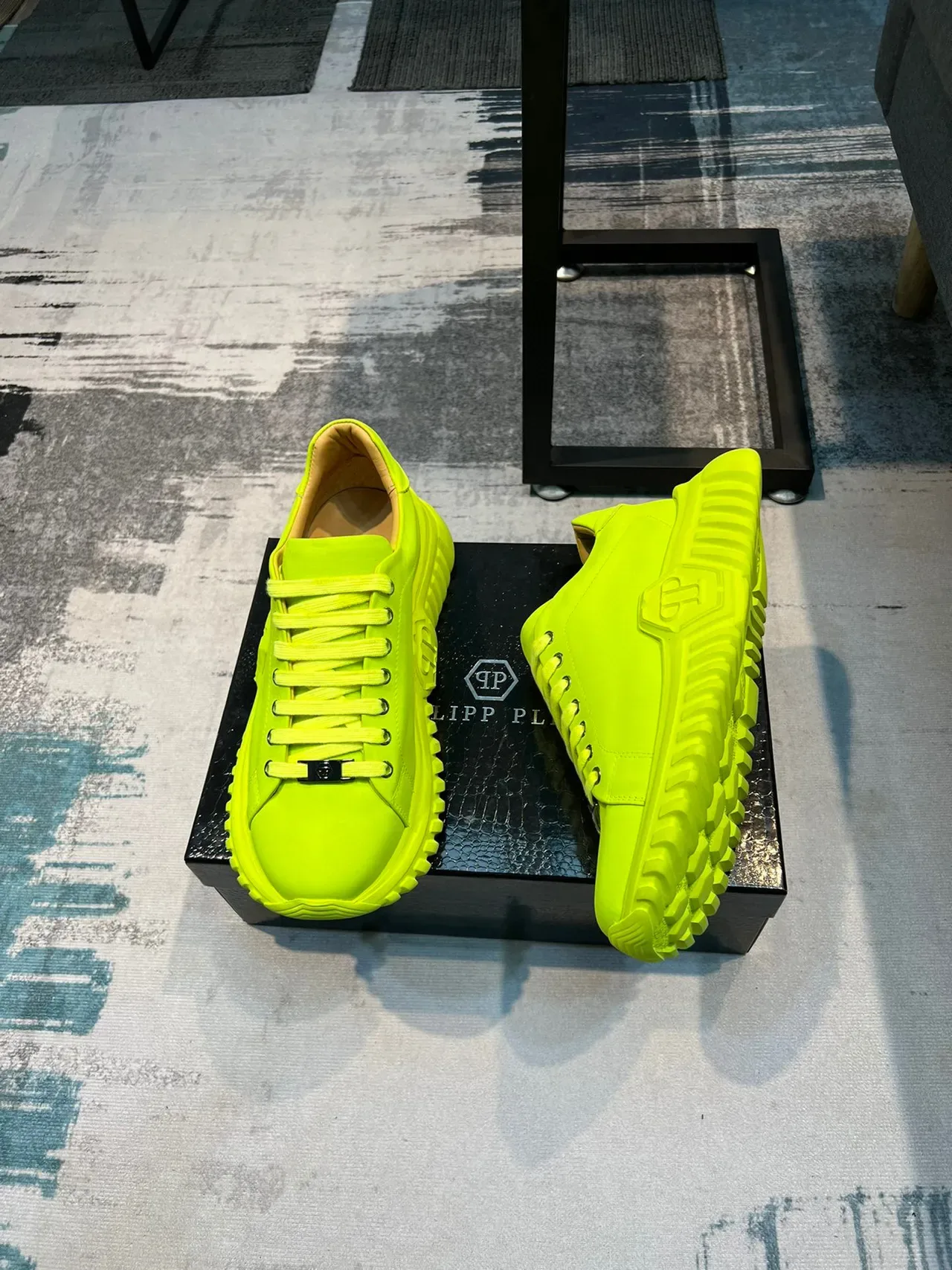 Sneakers lifestyle à lacets monocromatiques en vert lime néon 5