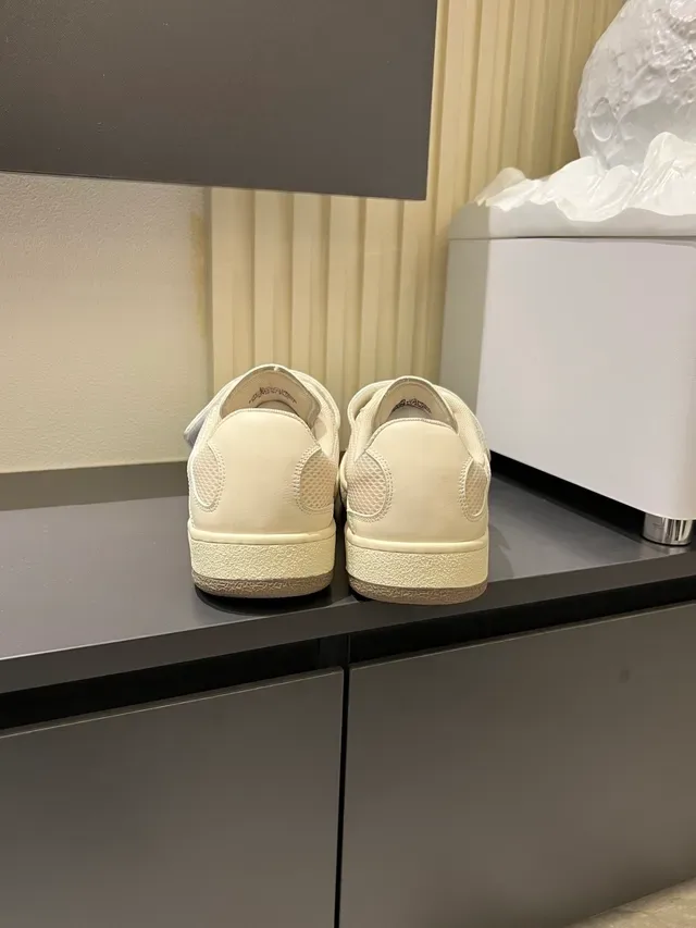 Off-White Cream Strap-Closure Lifestyle Sneakers 2