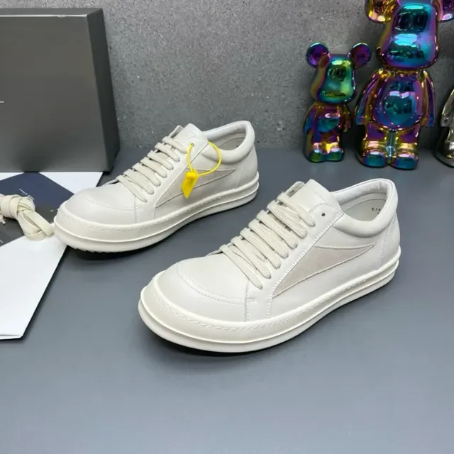 Off-White Leather-Suede Panelled Low-Top Lifestyle Sneakers 2